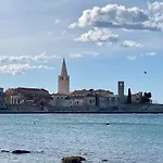Parentium Loft Center Square Apartment Poreč