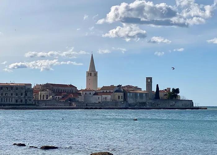 Parentium Loft Center Square Apartman Porec