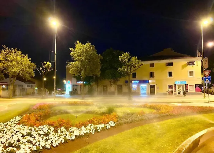 Apartman Parentium Loft Center Square